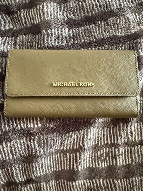 Michael Kors Olive Saffiano Leather Continental Wallet with Gold Logo
